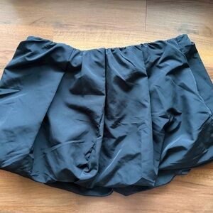 Old Navy Black Bubble Mini Skirt